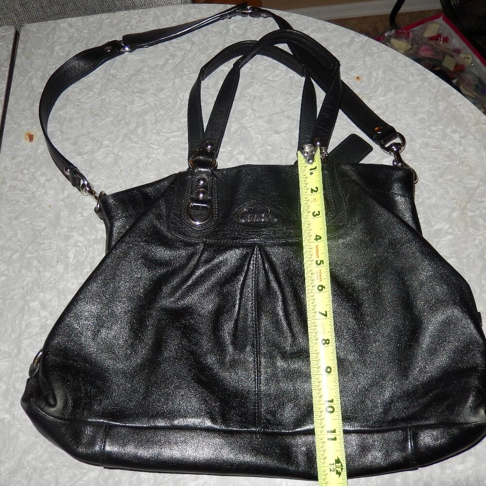 Hand bag